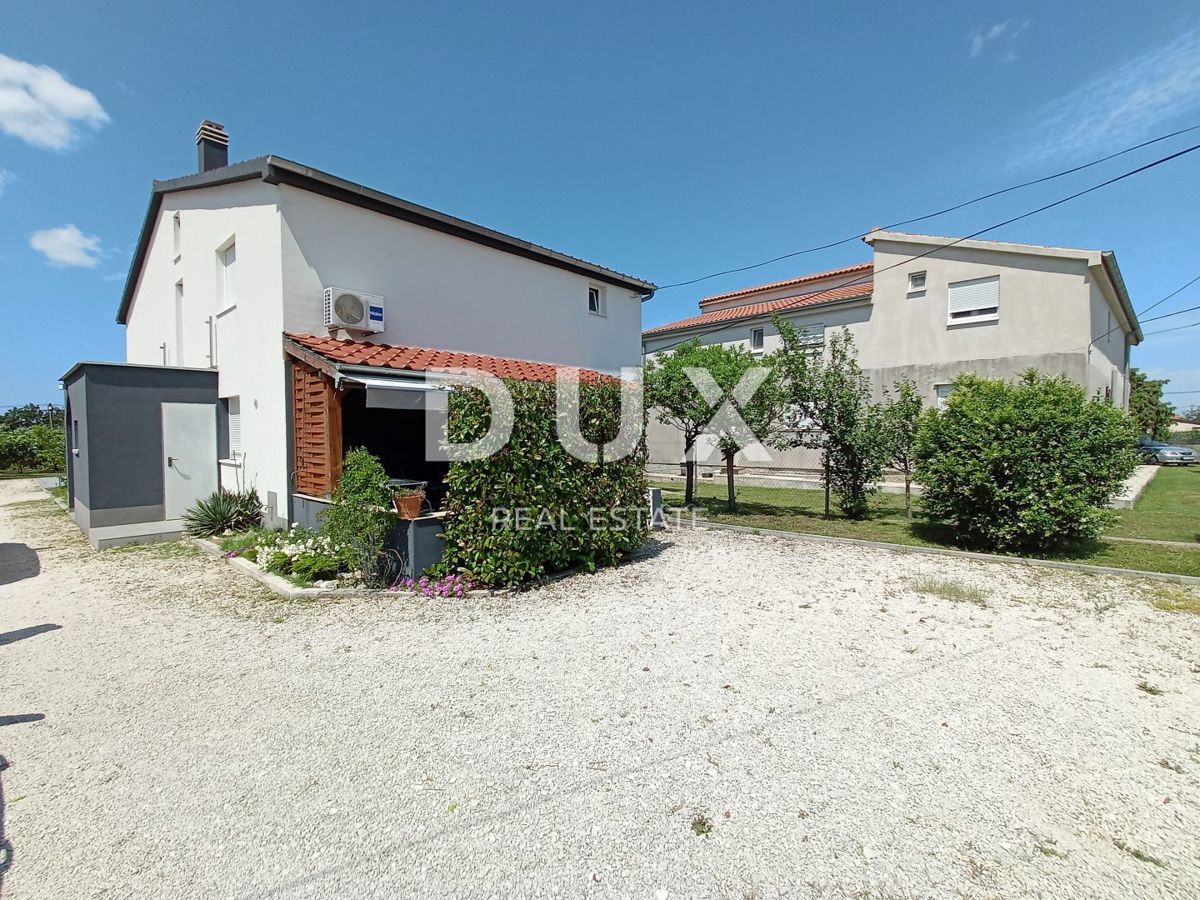 ZADAR, DEBELJAK - Čudovita vila z bazenom