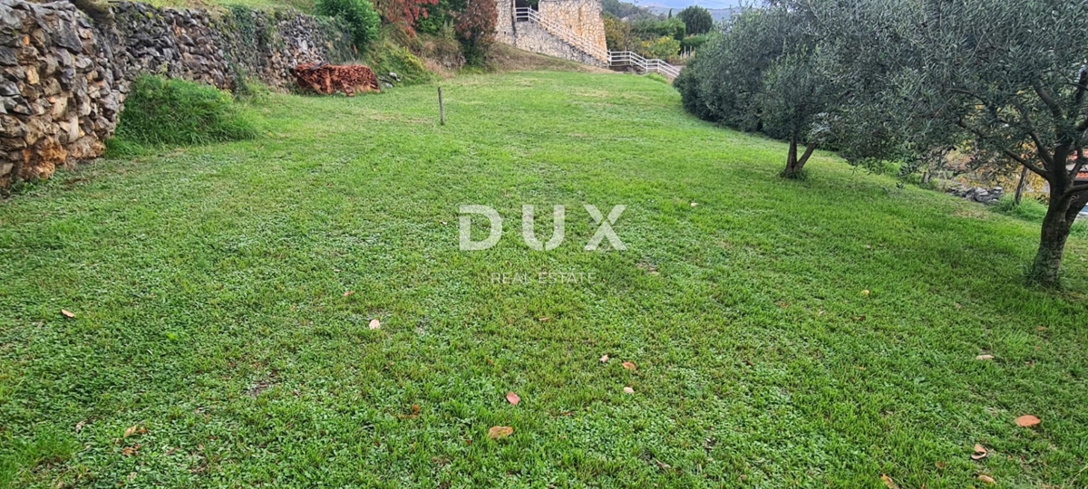 OPATIJA, LOVRAN - gradbeno zemljišče 1220m2 s panoramskim pogledom na morje za stanovanjsko gradnjo - najem apartmajev/družinske hiše/vile z bazenom