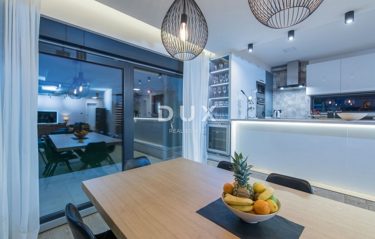 Hiša Žbandaj, Poreč, 201,31m2