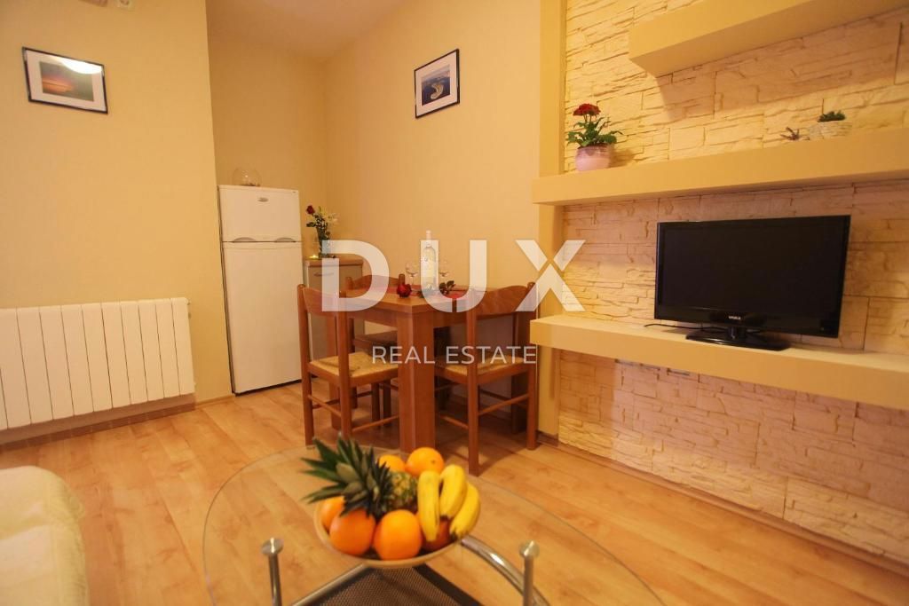 SUKOŠAN - Hiša 150m od morja