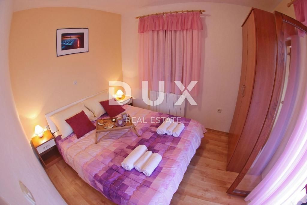 SUKOŠAN - Hiša 150m od morja