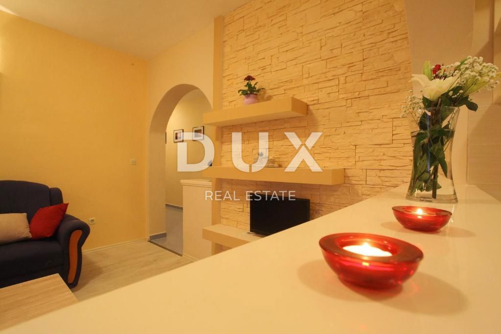 SUKOŠAN - Hiša 150m od morja