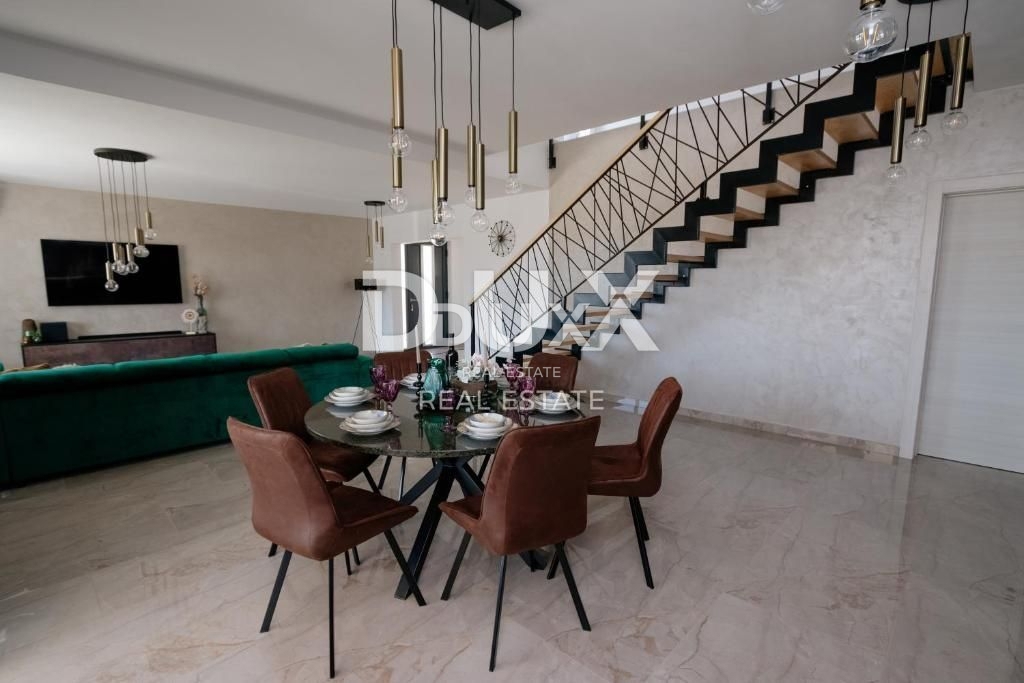 ISTRA, PULA – Ekskluzivna vila z zasebnim bazenom