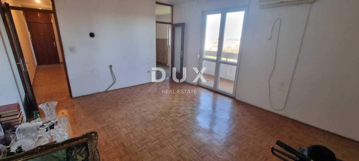 ISTRA, PULA - Stanovanje za adaptacijo na iskani lokaciji!