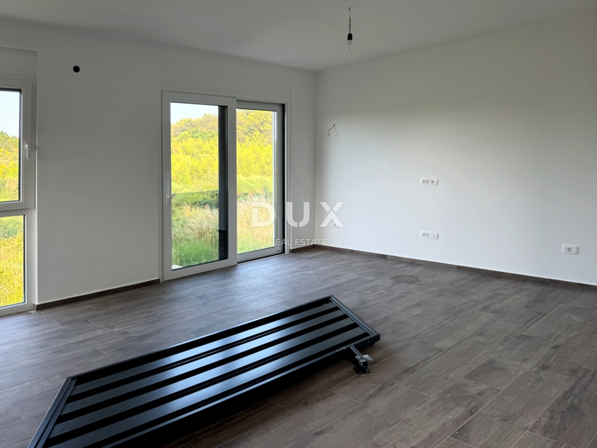 ISTRA, UMAG - Dvostanovanjsko stanovanje v bližini morja