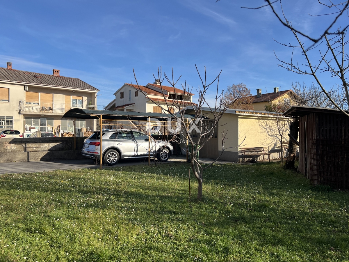 MARINIĆI, VIŠKOVO – Stanovanjsko-poslovna stavba z investicijskim potencialom