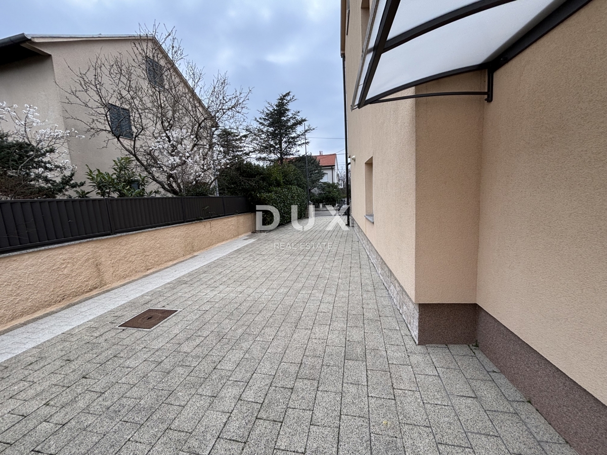 Hiša Jadranovo, Crikvenica, 340m2