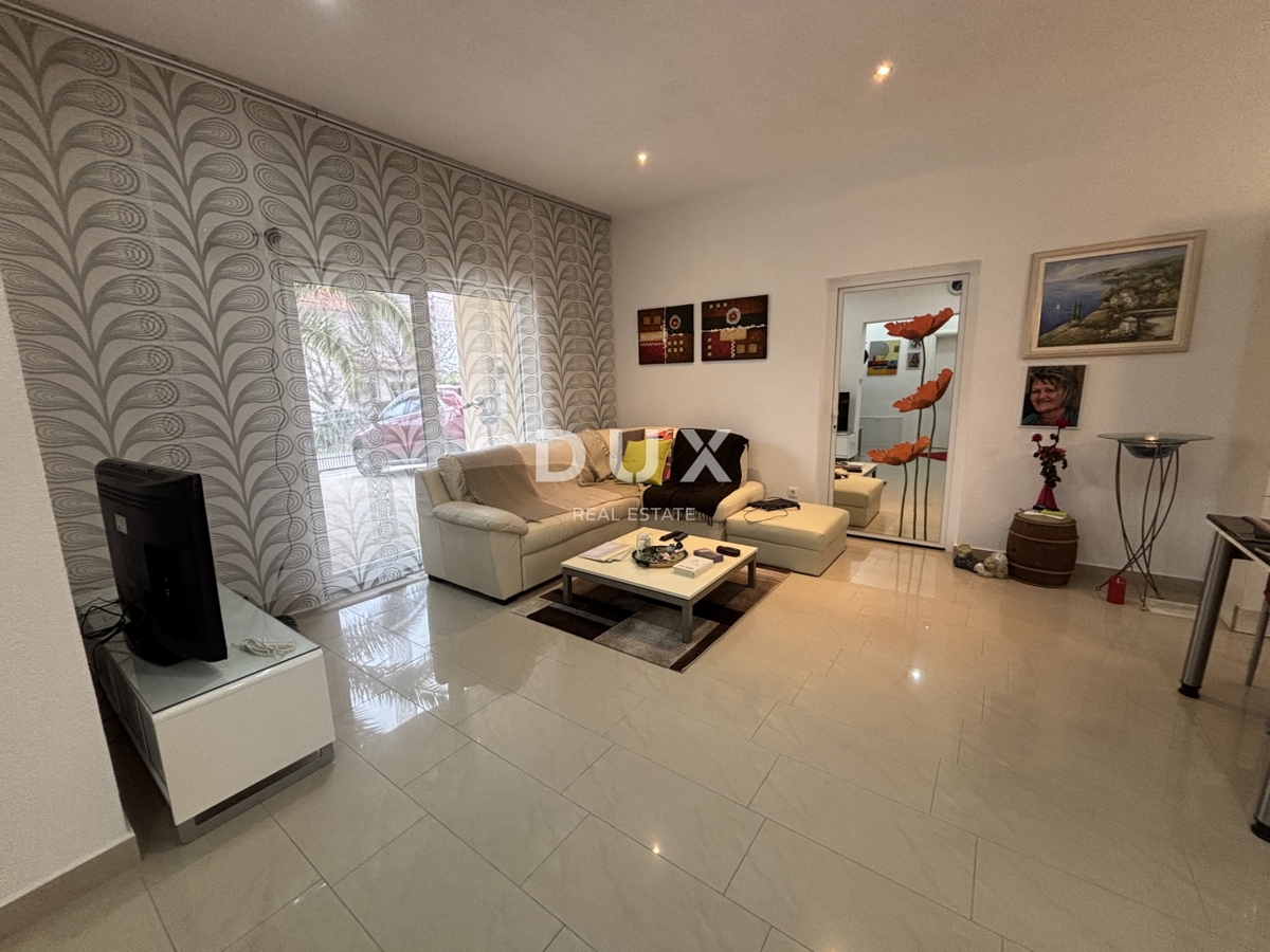 Hiša Jadranovo, Crikvenica, 340m2