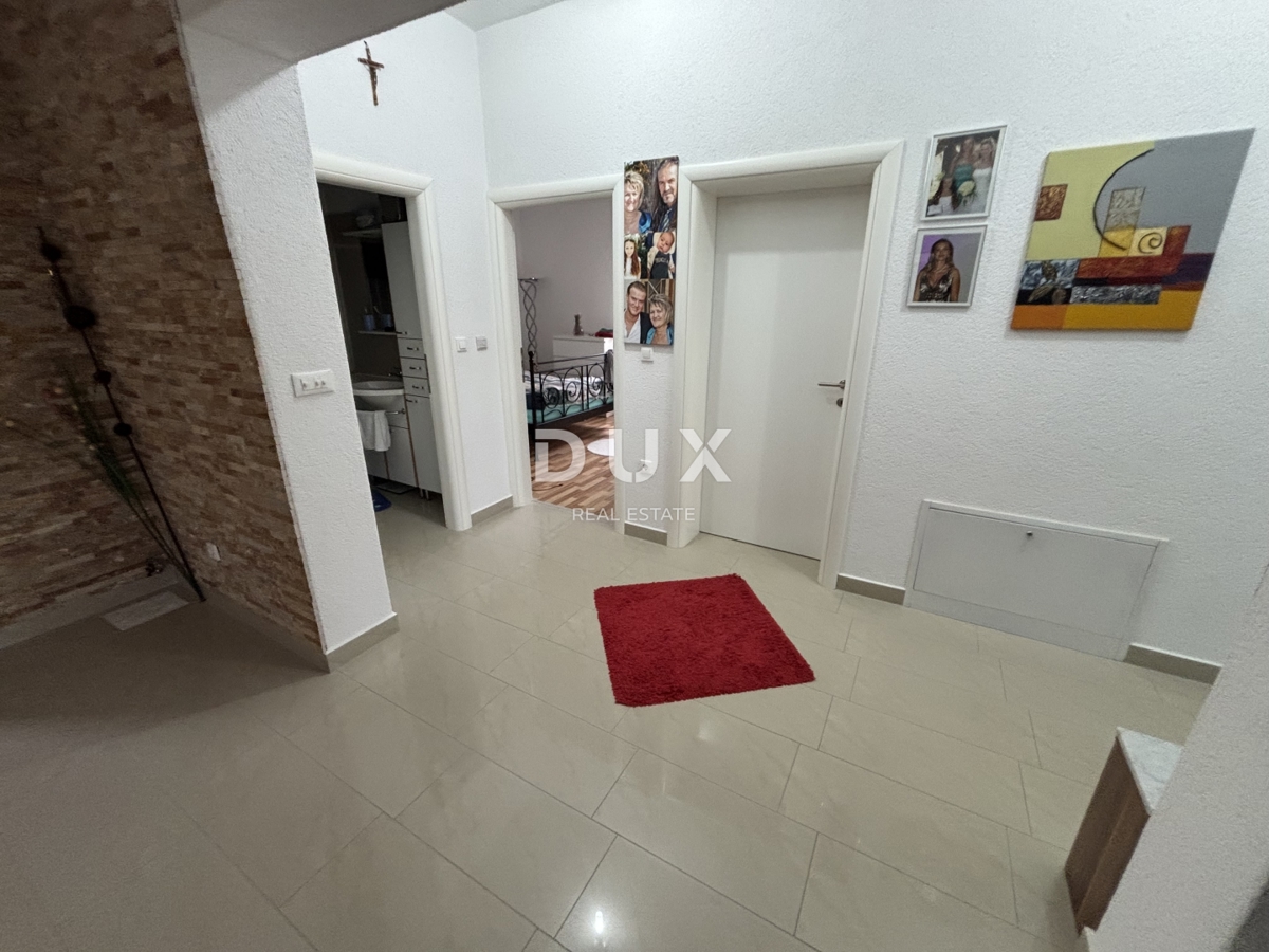 Hiša Jadranovo, Crikvenica, 340m2