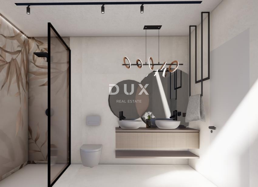 ISTRA, POREČ - Privlačna hiša z bazenom v gradnji