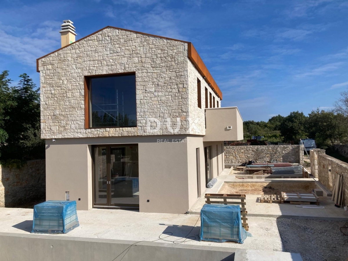 ISTRA, BALE - Moderno opremljena vila z bazenom in savno