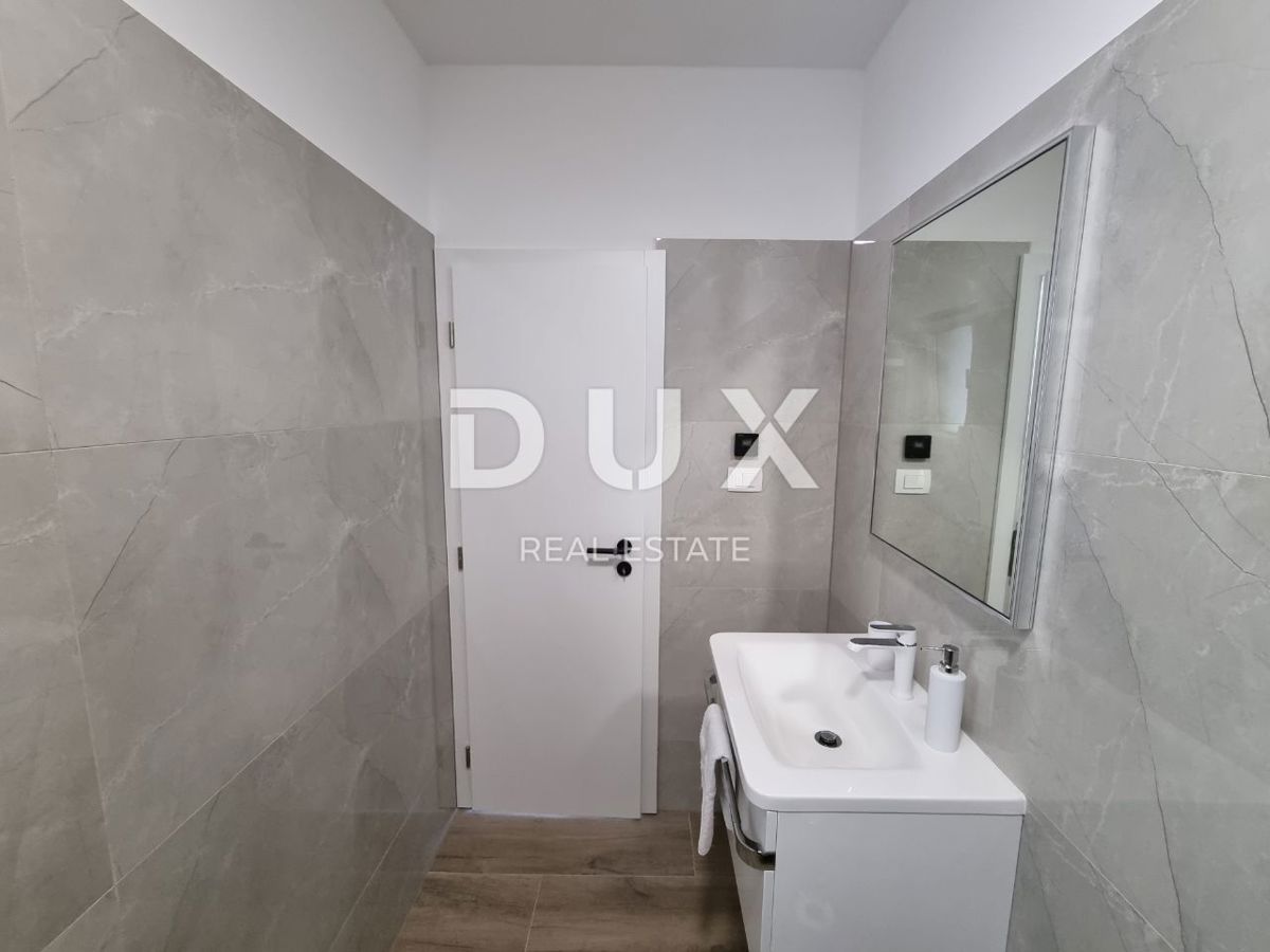 ISTRA, SVETVINČENAT - Moderna enonadstropna hiša z bazenom, obdana z naravo