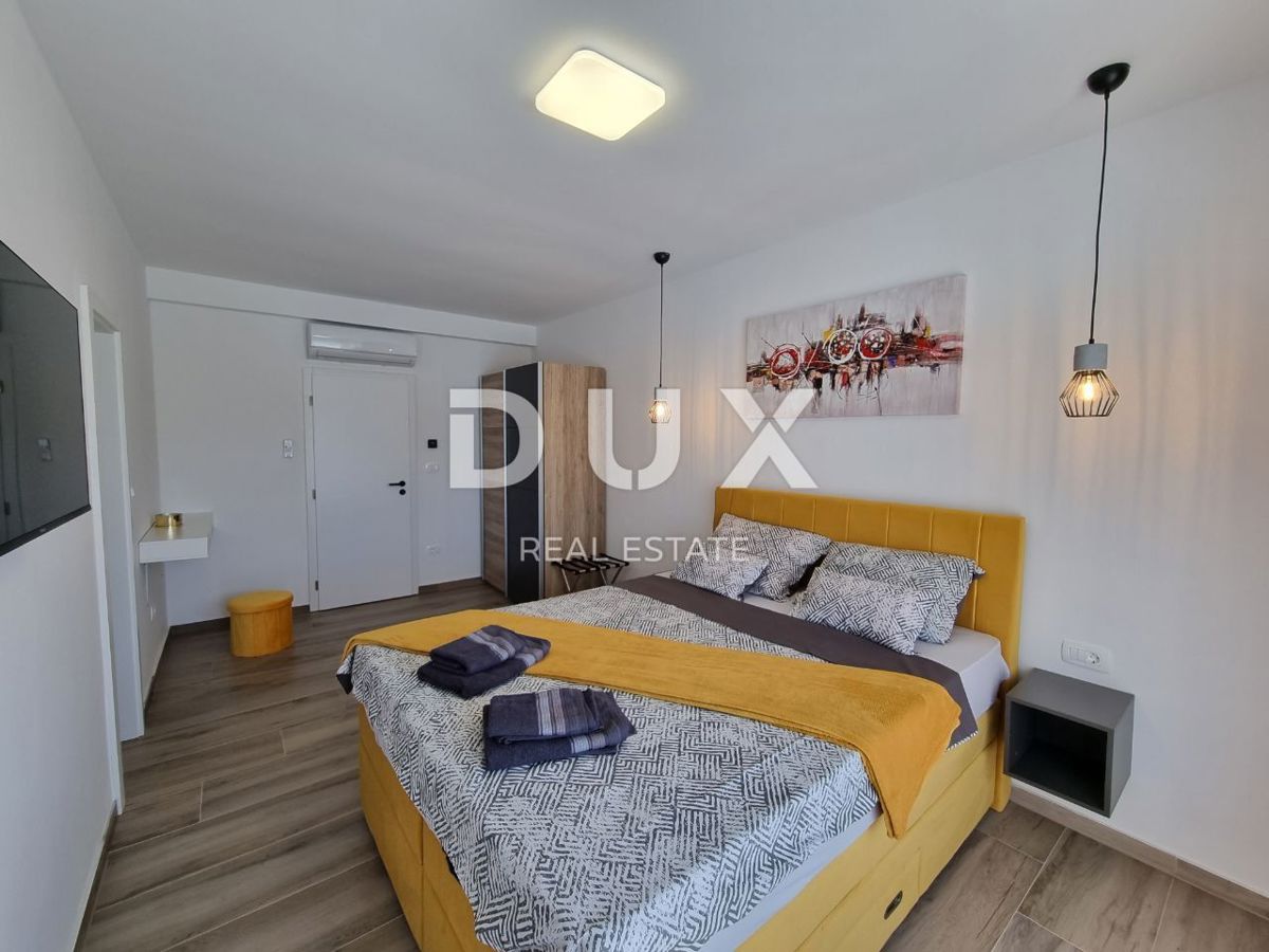 ISTRA, SVETVINČENAT - Moderna enonadstropna hiša z bazenom, obdana z naravo