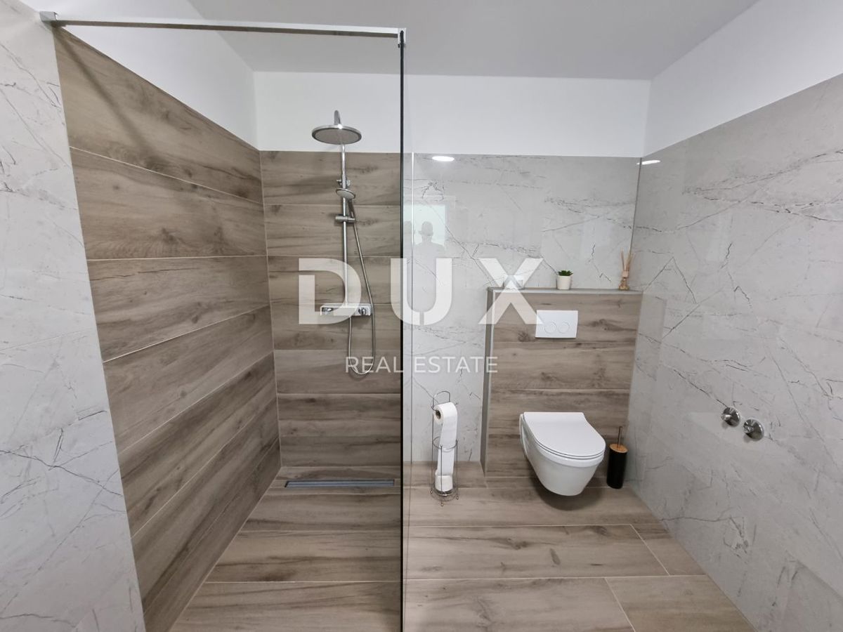 ISTRA, SVETVINČENAT - Moderna enonadstropna hiša z bazenom, obdana z naravo