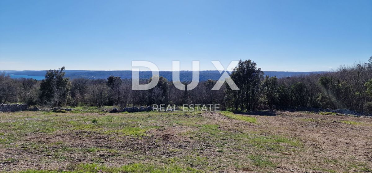 ISTRA, RABAC – Pogled na morje! Gradbeno zemljišče z gradbenim dovoljenjem