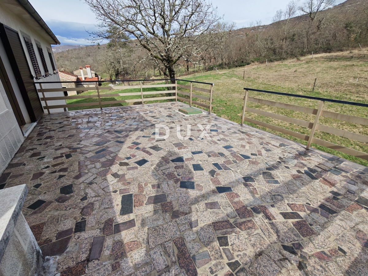 ISTRA, BOLJUN - Hiša z dvema apartmajema v osrčju Istre