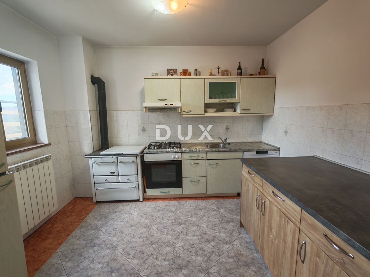 ISTRA, BOLJUN - Hiša z dvema apartmajema v osrčju Istre