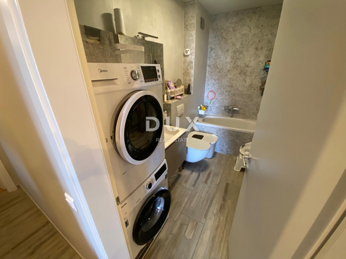 KASTAV, REŠETARI - 2-sobno stanovanje z 2 balkonoma v NOVEJŠI stavbi s pogledom na morje! PRILOŽNOST!