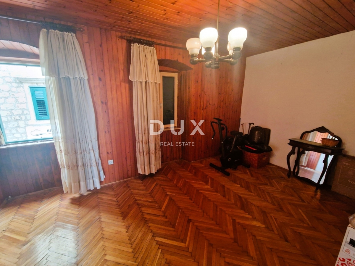 Hiša Kaštel Stari, Kaštela, 220m2