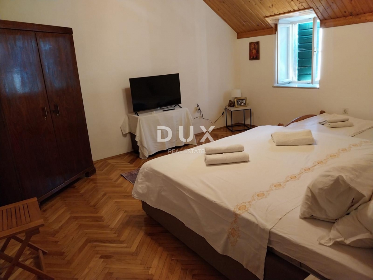 Hiša Kaštel Stari, Kaštela, 220m2