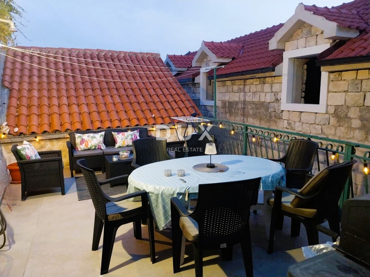 Hiša Kaštel Stari, Kaštela, 220m2