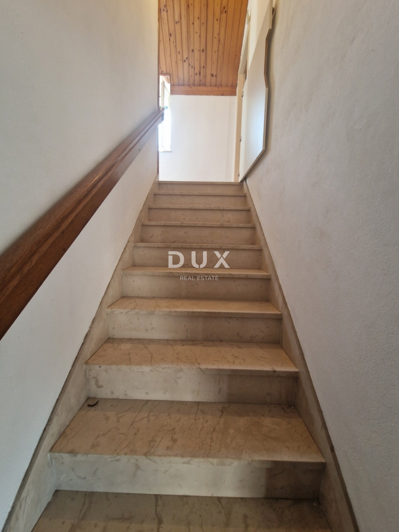 Hiša Kaštel Stari, Kaštela, 220m2