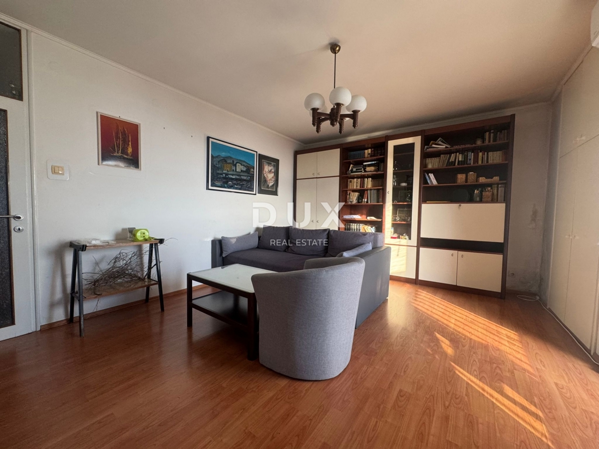 RIJEKA, PODMURVICE - dvosobno stanovanje z balkonom in pogledom na morje