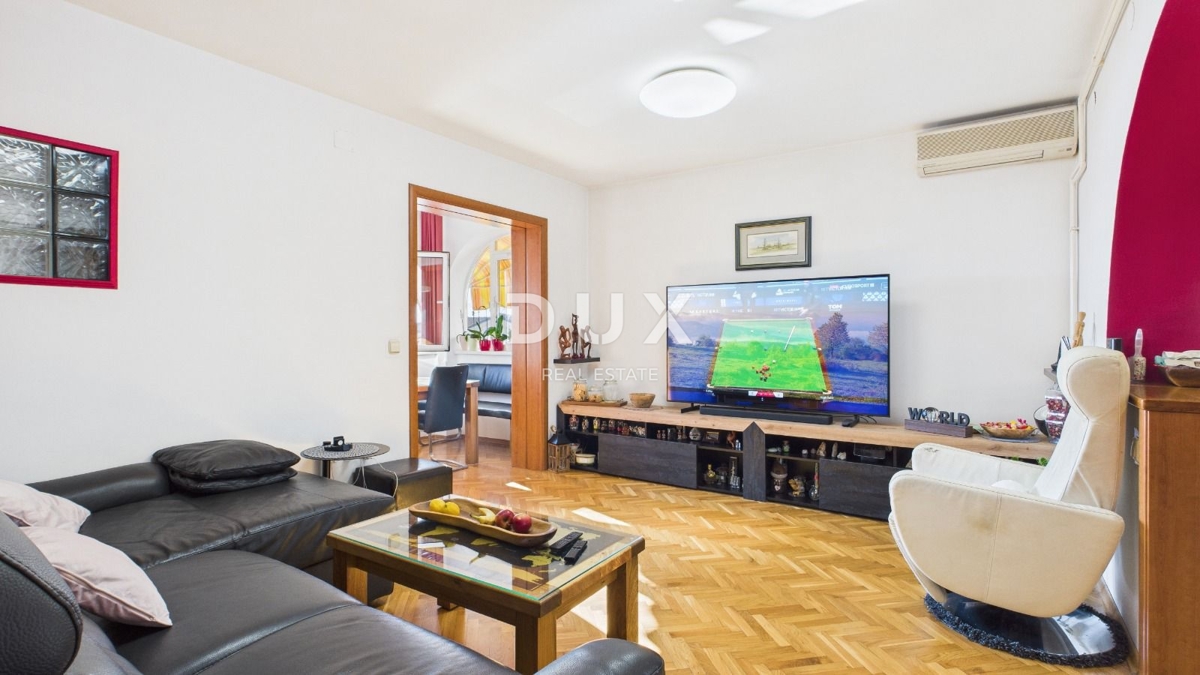 CRIKVENICA, SELCE - Sončno stanovanje z balkonom in panoramskim pogledom na morje