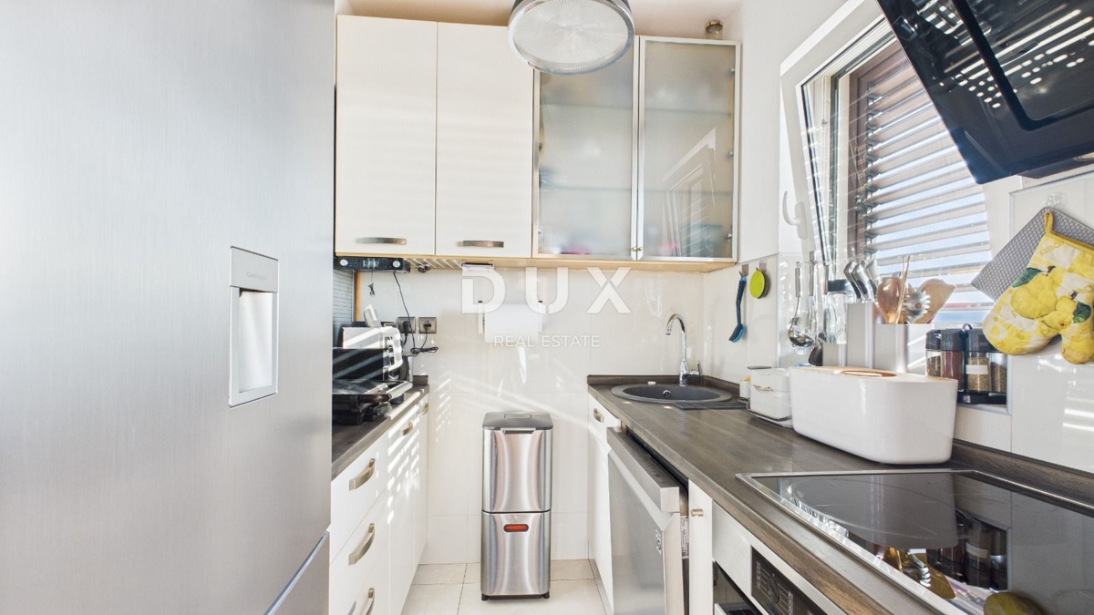 CRIKVENICA, SELCE - Sončno stanovanje z balkonom in panoramskim pogledom na morje