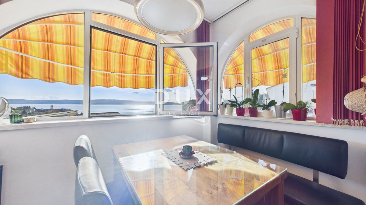 CRIKVENICA, SELCE - Sončno stanovanje z balkonom in panoramskim pogledom na morje