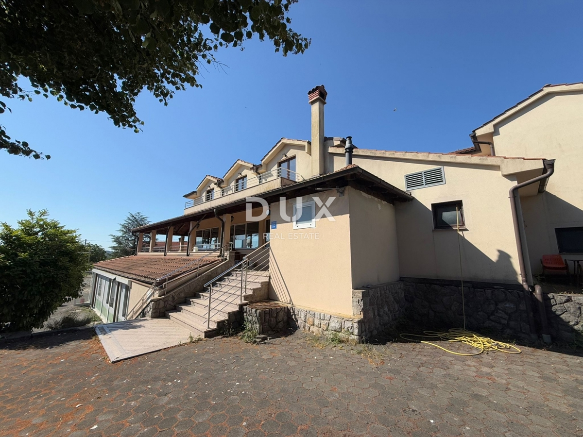 OPATIJA, MATULJI, ŠAPJANE - samostojna hiša (poslovni objekt 780 m2) + 3.484 m2 vrta! PRILOŽNOST!