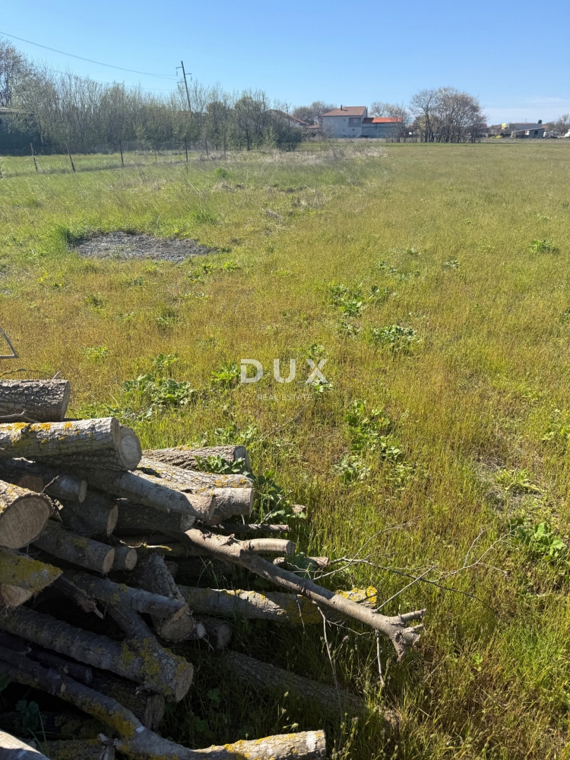 Zemljišče Zemunik Donji, 1.032m2