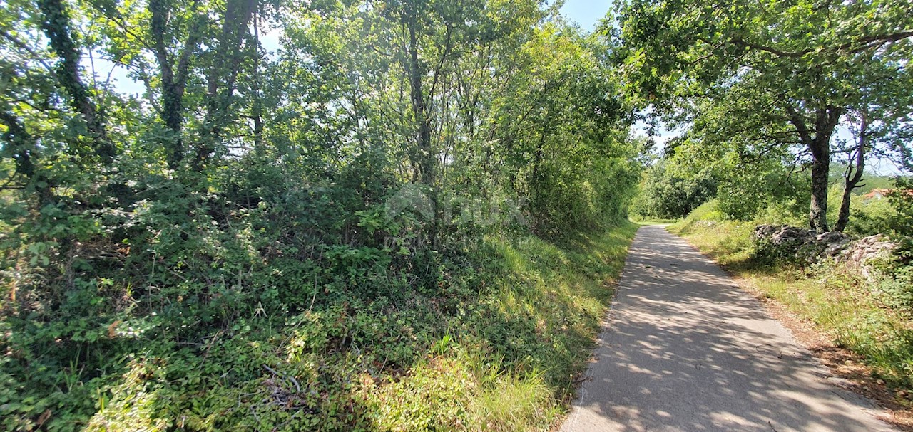 Zemljišče Šumber, Sveta Nedelja, 7.377m2