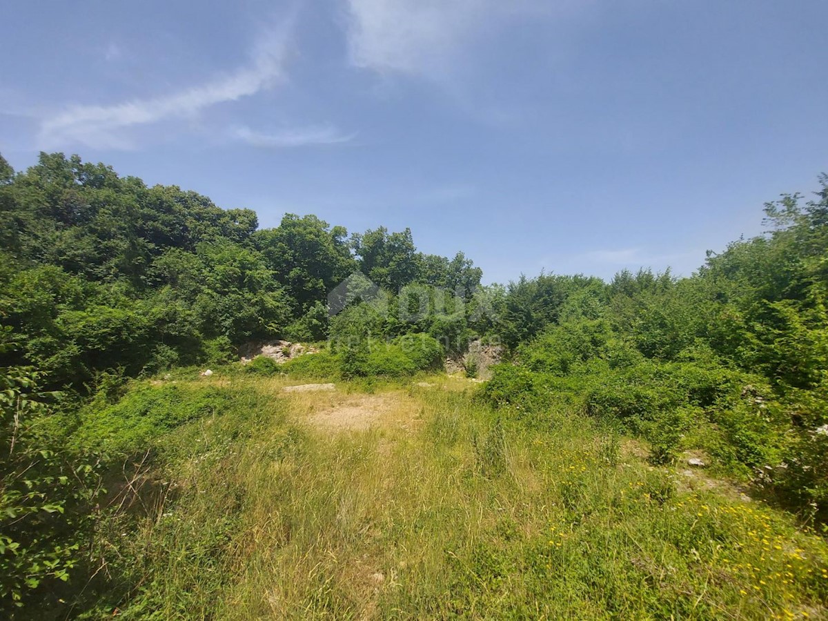 Bregi, Matulji, 3.100m2
