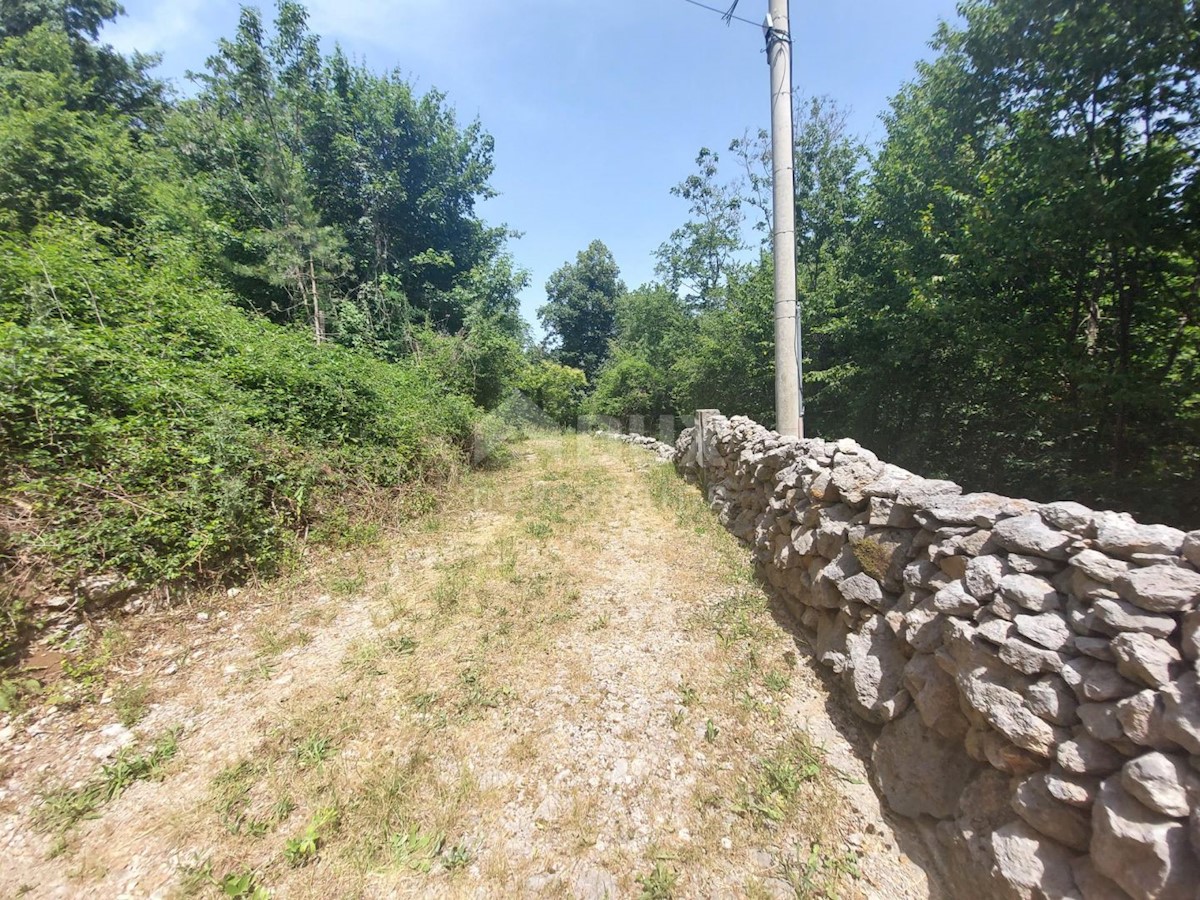 Bregi, Matulji, 3.100m2