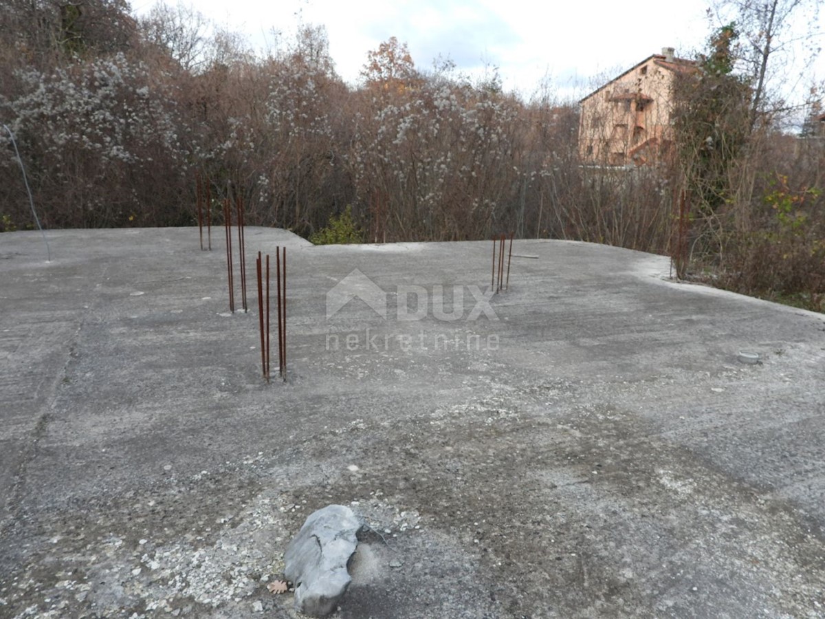 OPATIJA, VEPRINAC, TRAVIČIĆI - zemljišče 2783m2 z gradbenim dovoljenjem in pogledom na morje za družinsko hišo / apartmaji / hiša oddamo - počitnice z bazenom