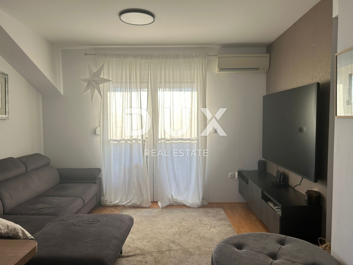 ZADAR, PETRIĆI - Čudovit penthouse s pogledom na morje