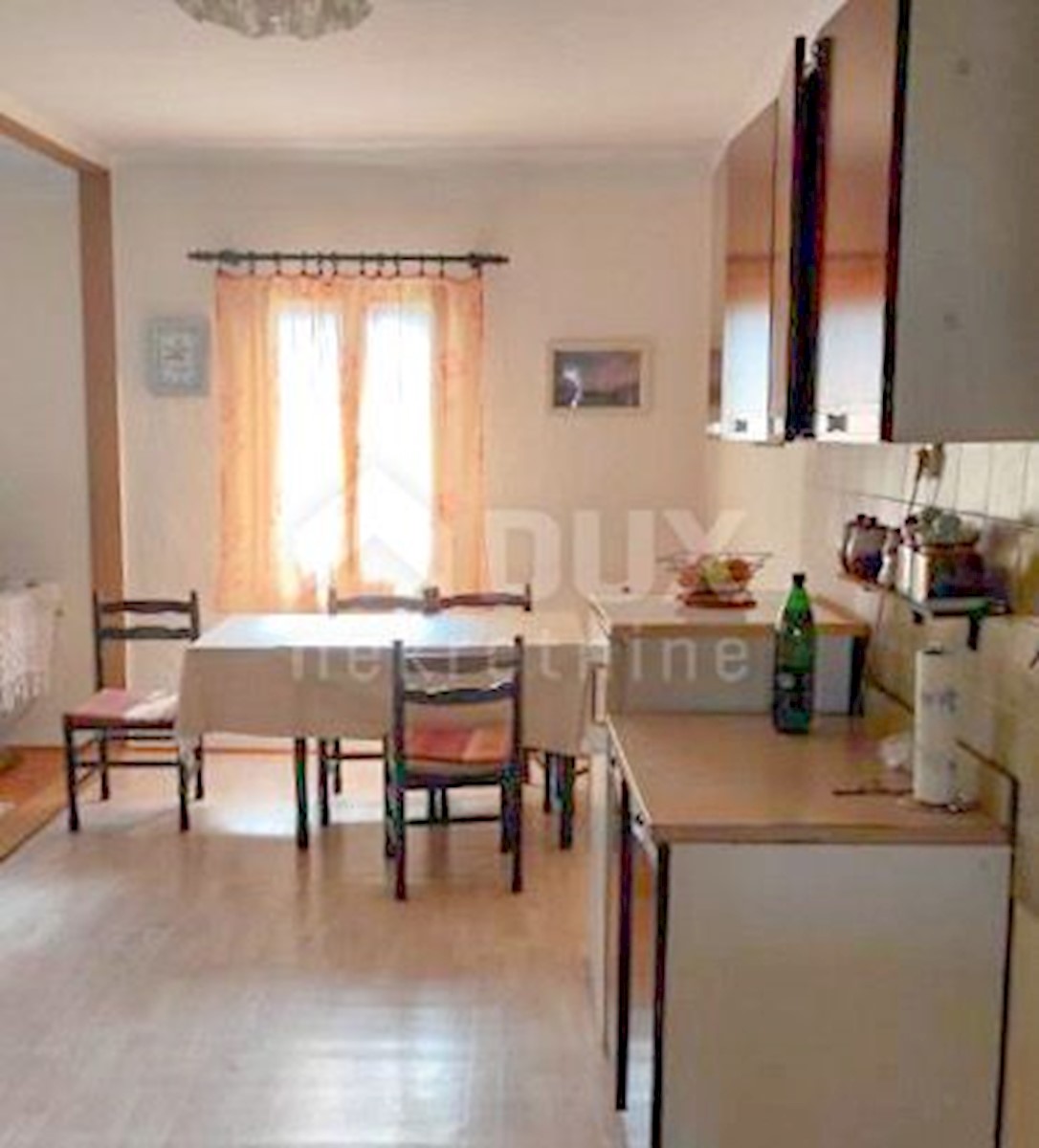 Tomići, Vrbovsko, 140m2