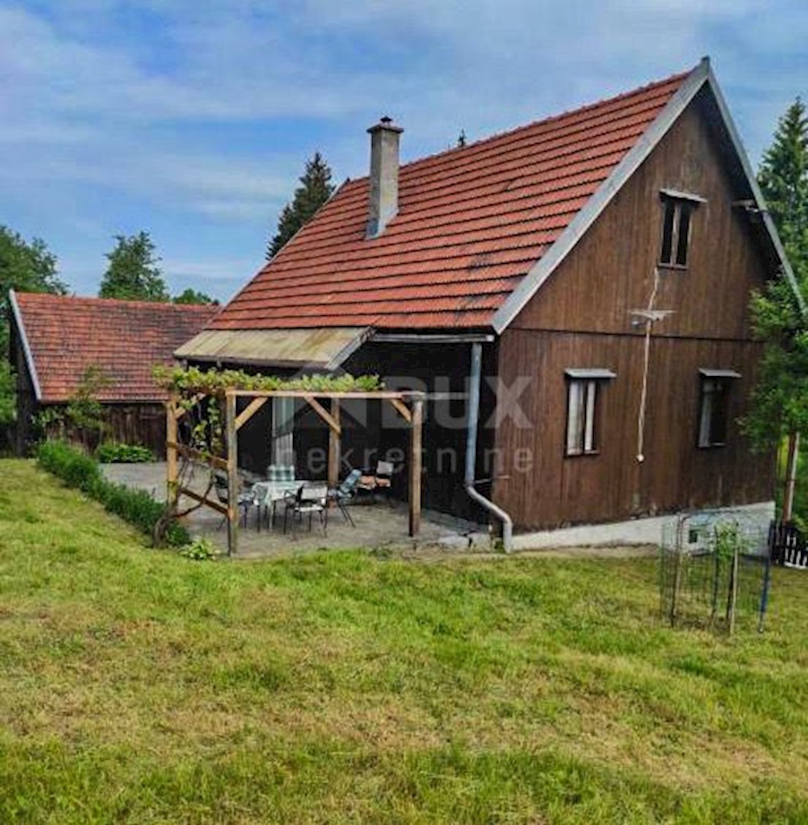 Tomići, Vrbovsko, 140m2