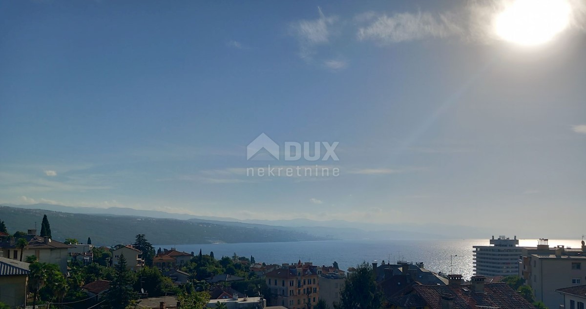 OPATIJA, CENTER - samostojna hiša s čudovitim razgledom in vrtom v centru Opatije