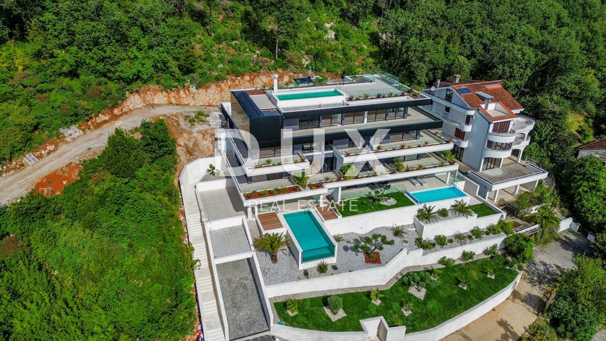 OPATIJA, CENTER - 217m2 luksuzno z lastnim bazenom v novogradnji nad centrom Opatije, razgled, garaža
