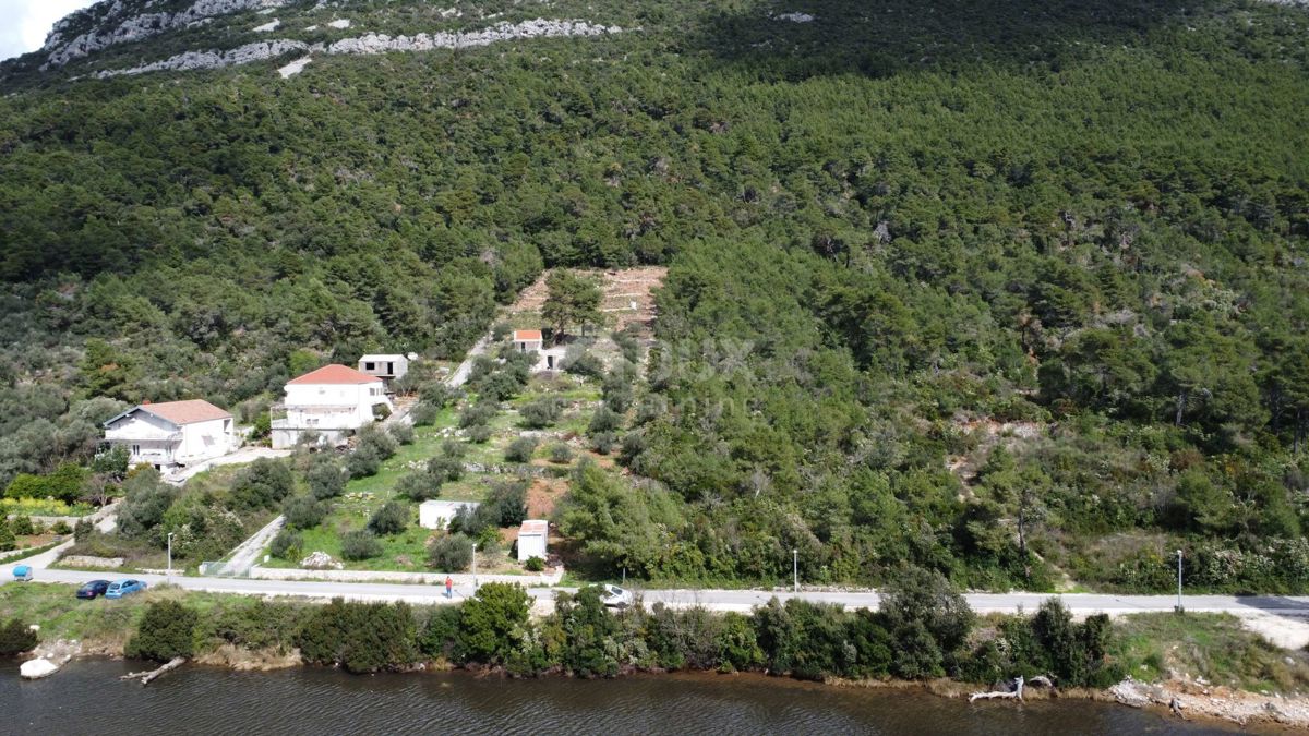 DUBROVNIK, PELJEŠAC - Gradbeno zemljišče z velikim potencialom 