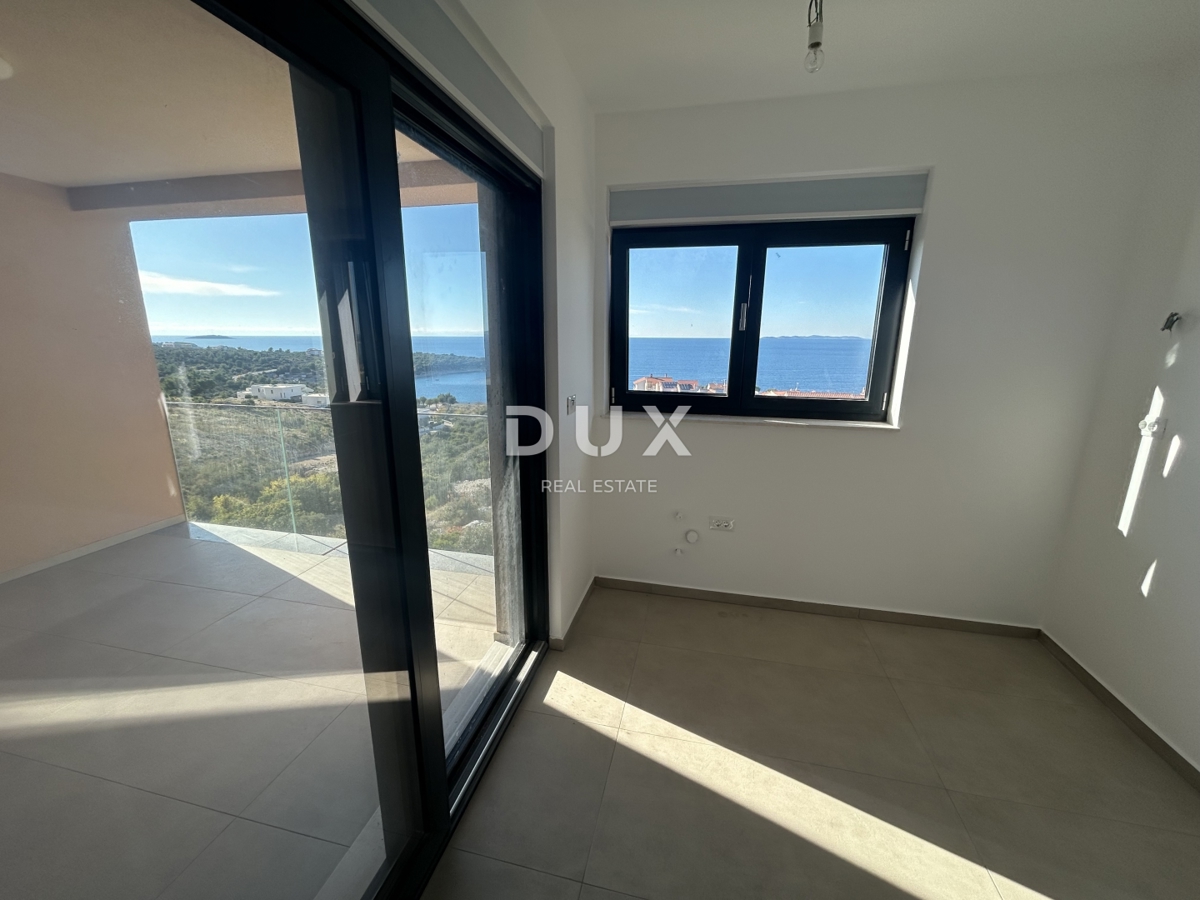 PRIMOŠTEN, DOLAC – Apartma z najlepšim pogledom na morje!