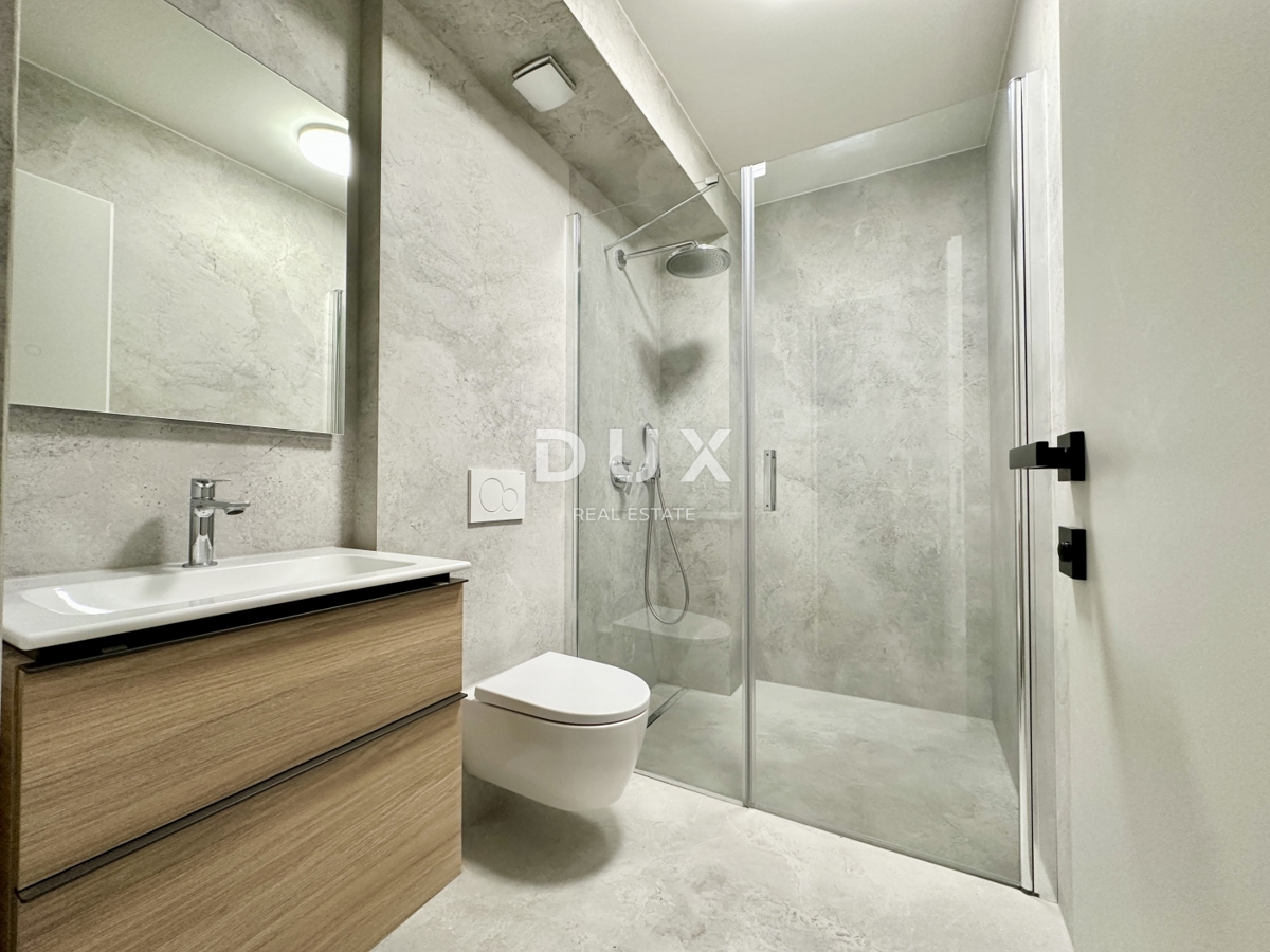 UMAG, CENTER - Stanovanje v luksuzni novogradnji, prva vrsta do morja