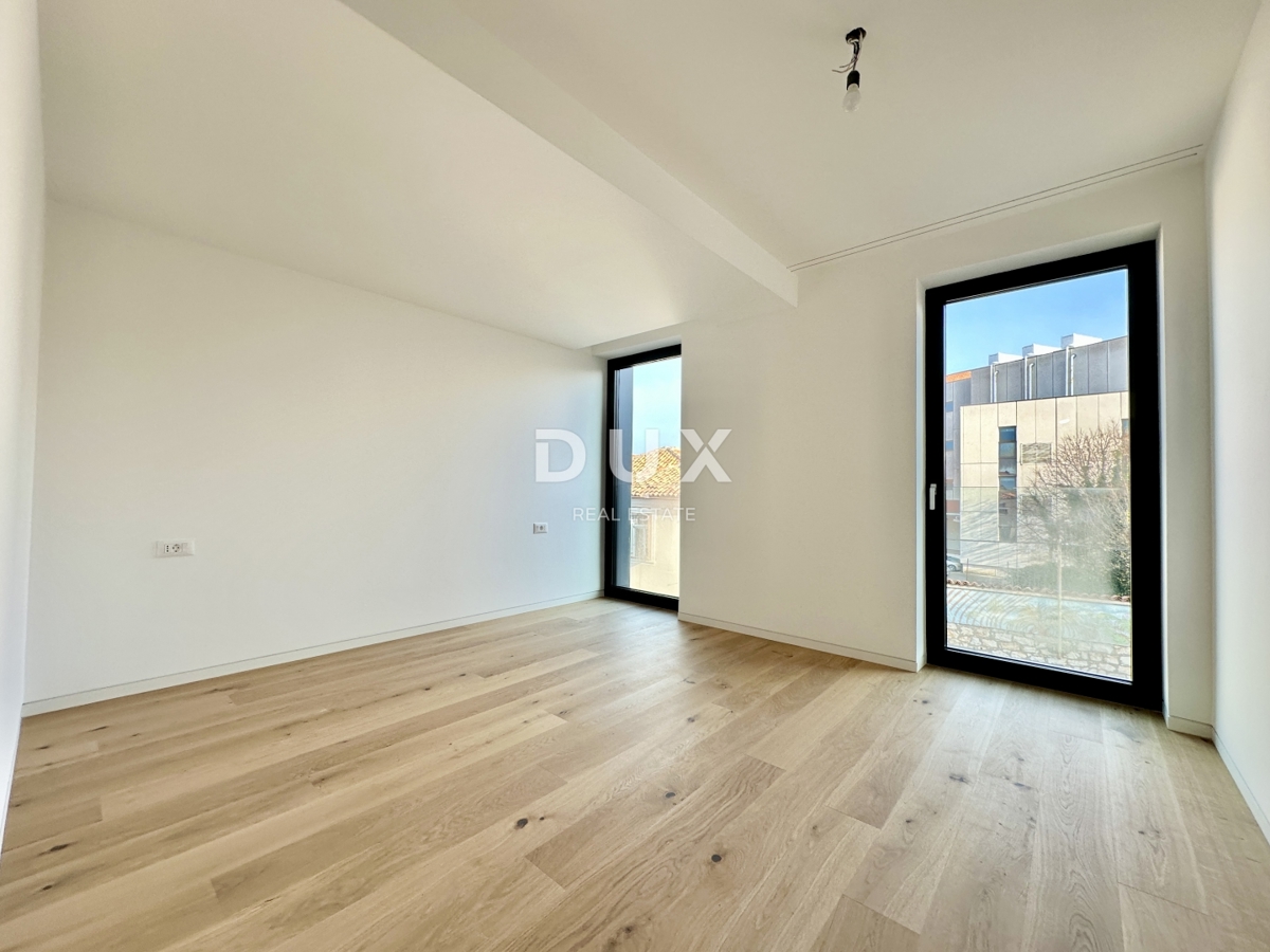 UMAG, CENTER - Stanovanje v luksuzni novogradnji, prva vrsta do morja