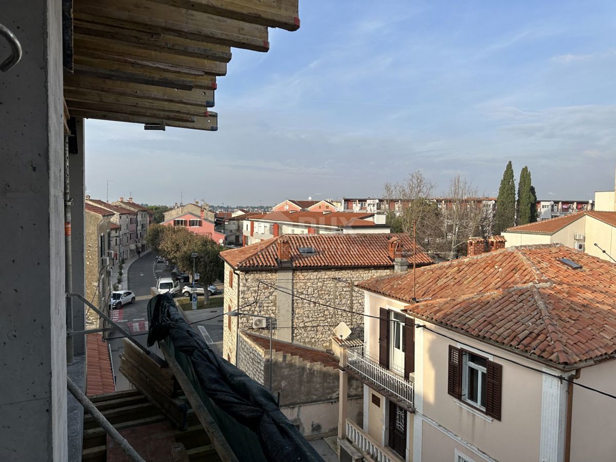 UMAG, CENTER - Stanovanje v luksuzni novogradnji, prva vrsta do morja