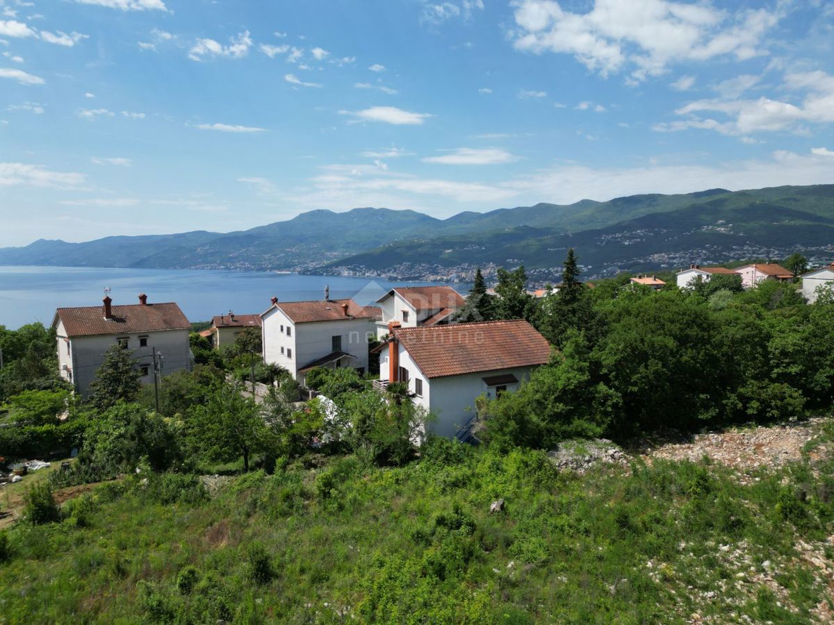 Srdoči, Rijeka, 1.900m2