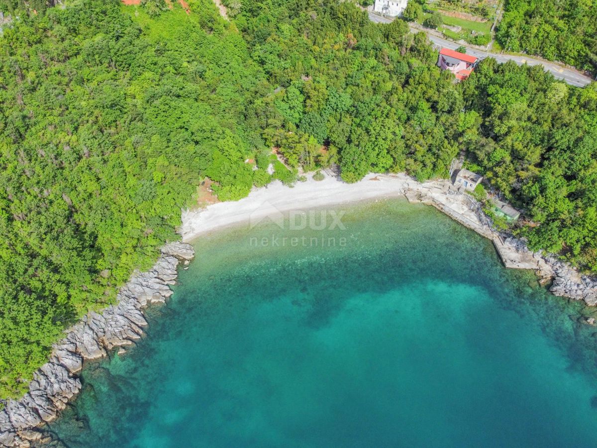 OPATIJA RIVIJERA - NOVO - gradbeno zemljišče druga vrsta do morja s pogledom na morje
