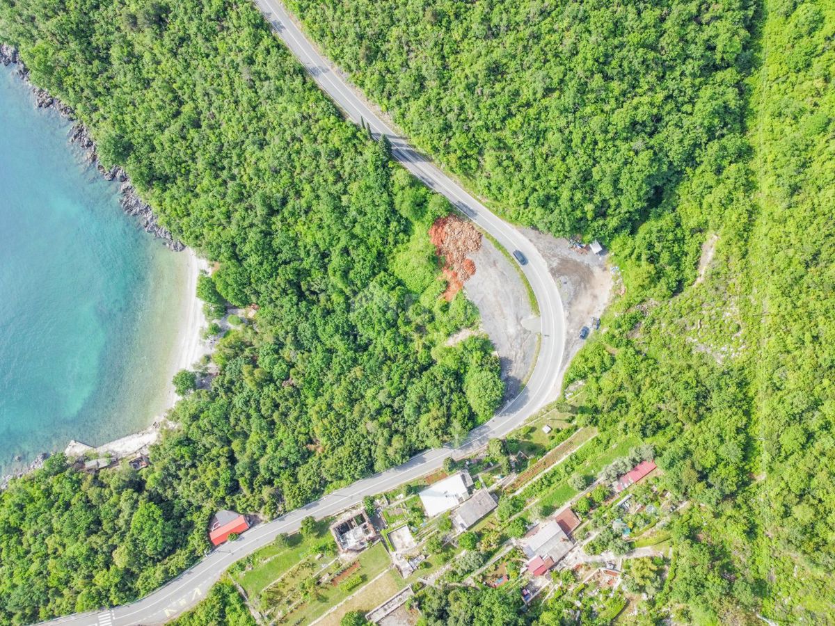 OPATIJA RIVIJERA - NOVO - gradbeno zemljišče druga vrsta do morja s pogledom na morje