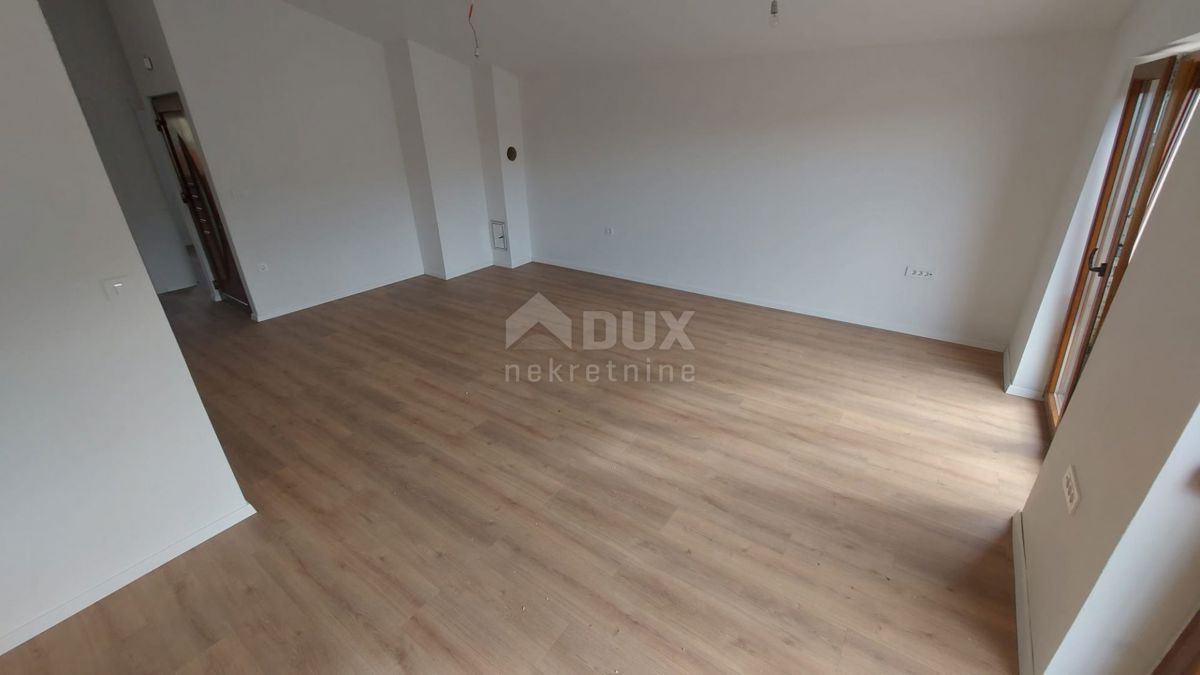 BAKAR, HRELJIN - hiša 150 m2, z dvema stanovanjema, novogradnja